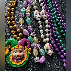 Mardi Gras Beads ~ a unique colorful collection/ Lot Carnival Parade New Orleans
